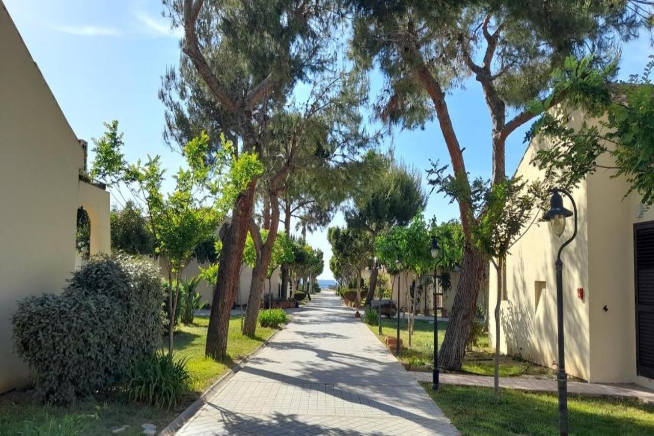 Hotel Voi Le Muse Essentia Zambrone Exterior foto